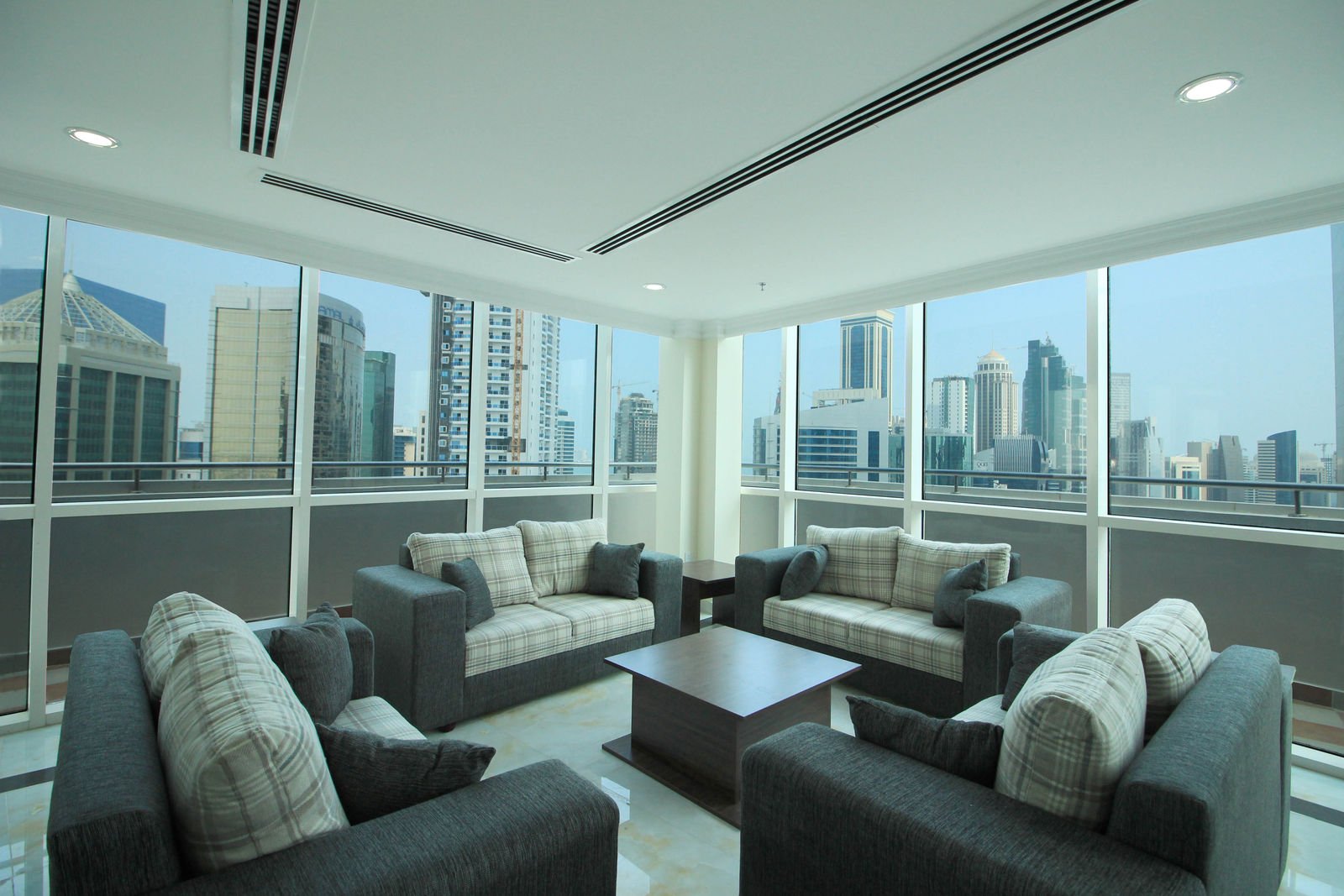 4 Bedroom Penthouse For Rent West Bay Lagoon