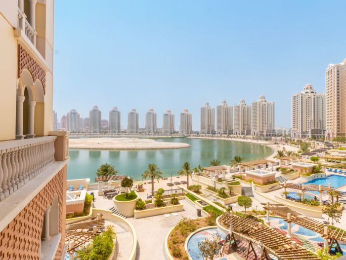Pros and Cons of Qatar's Oceanfront Apartments: Is It Right for You?