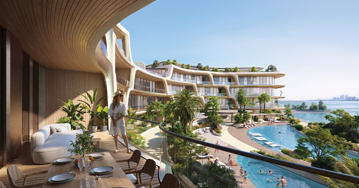 Expats and The Grove, Qatar