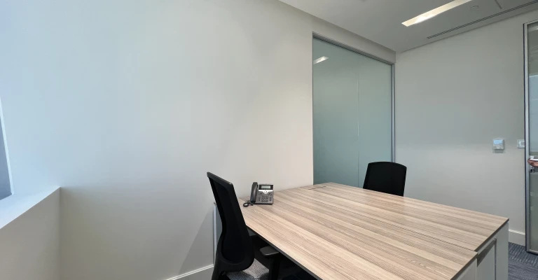 Fully Furnished Luxury Office Space in Marina Lusail District - Image 08