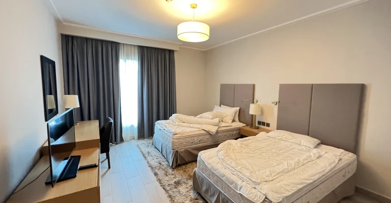 شقة ذكية رائعة مؤثثة بالكامل من غرفتي نوم للبيع في ويست باي الدفنة - الدوحة - Image 06