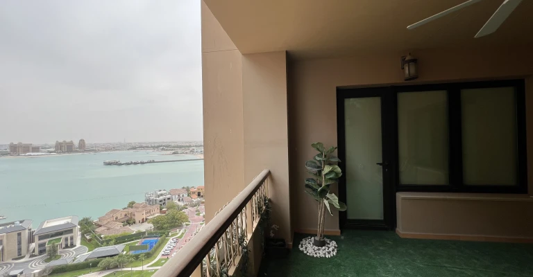 GREAT PRICE 3BR Apartment Fully Furnished For Sale at Porto Arabia | The Pearl - Image 12