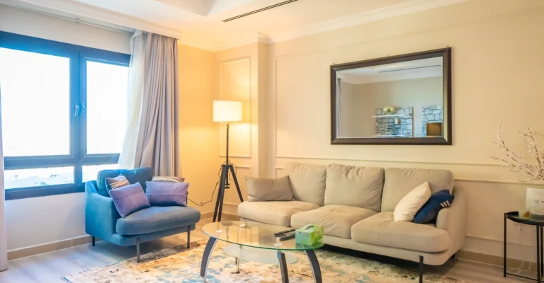 شقة جميلة من غرفة نوم واحدة مفروشة بالكامل بسعر رائع للبيع في بورتو أرابيا - اللؤلؤة - Image 17