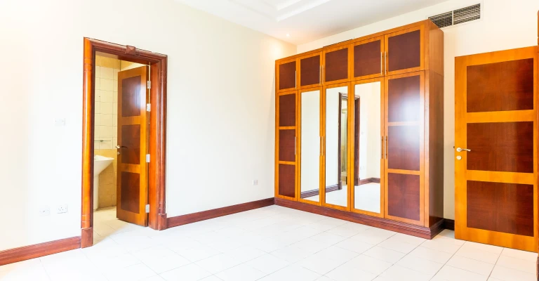 SPACIOUS 4 BEDS + M | UNFURNISHED | COMPOUND - Image 32