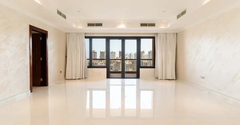 Fully Renovated 2BR S/F Direct Marina View Apartment for Sale | Porto Arabia - Image 04