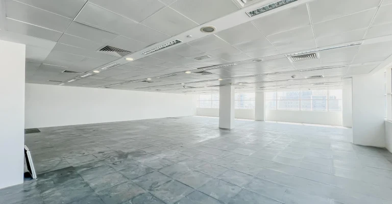 "Lusail Marina for QR 12850 for 151 Sqm of fitted offices - Image 05