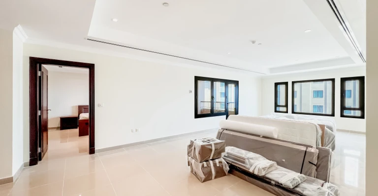 1 BED + OFFICE | FURNISHED | BALCONY - Image 01