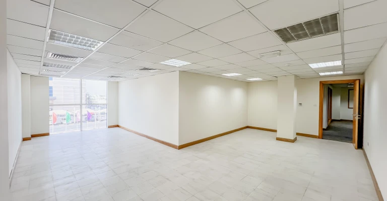 FULLY FITTED | FULL FLOOR OFFICE SPACE D RING - Image 01