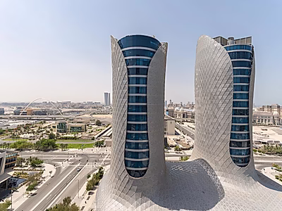 شقة فاخرة 2 غرف نوم للبيع في مارينا لوسيل | طابق مرتفع | مفروشة بالكامل | خطة سداد لمدة 5 سنوات