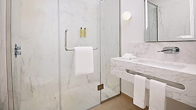 FULLY FURNISHED 4BR+MAID APARTMENT IN WEST BAY | BILLS INCLUDED