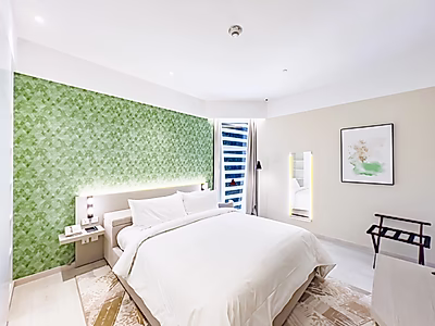 FULLY FURNISHED 4BR+MAID APARTMENT IN WEST BAY | BILLS INCLUDED