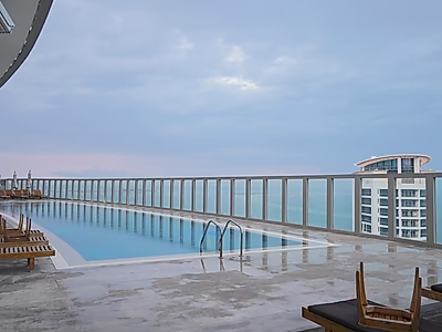 Executive Studio for Rent in West Bay | Serviced & All-Inclusive