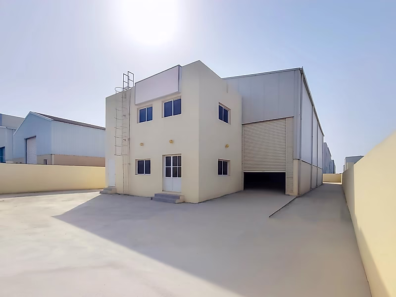 Spacious 1,000 SQM Warehouse for Rent in Aba Saleel – Prime Location - Photo 2
