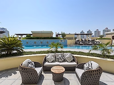 شقة شبه مفروشة من غرفة نوم واحدة مع شرفة | اللؤلؤة