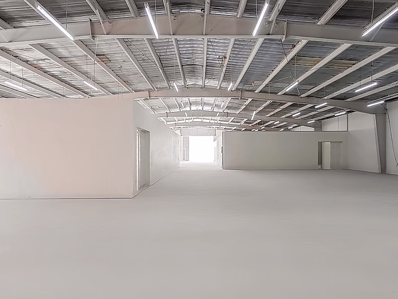 Warehouse for Rent in Industrial Area – Prime Location Available - Photo 4