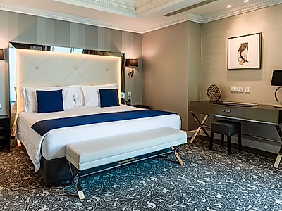 بنتهاوس فخم مكون من 3 غرف نوم + غرفة خادمة للإيجار في الخليج الغربي