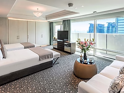 بنتهاوس فخم مكون من 3 غرف نوم + غرفة خادمة للإيجار في الخليج الغربي