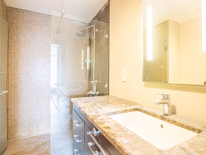 شقة 2BR+م شبه مفروشة في اللؤلؤة | تشمل المرافق - Photo 36