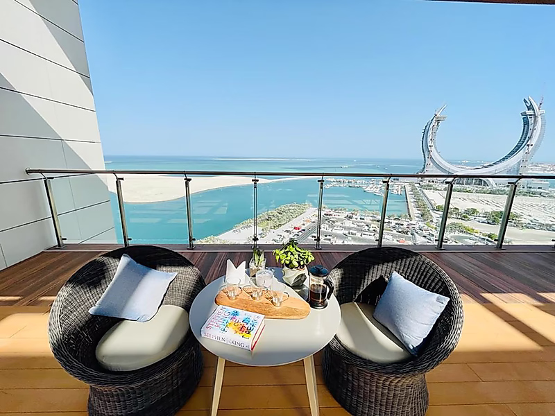 Luxurious 2BR + Maid Furnished Apt. in Lusail Marina - Photo 1