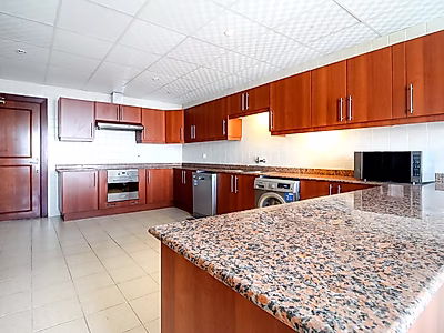 FURNISHED 3BR SERVICED APARTMENT IN THE PEARL | BILLS INCLUDED