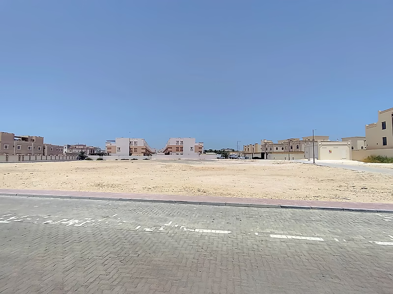 أرض سكنية مميزة للبيع في إزغوى - مثالية لبناء مجمعات سكنية - Photo 2