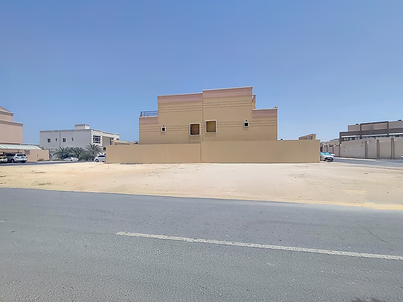 Exceptional Three-Side Open Corner Villa Plot for Sale – Prime Location Near Shamal Road & Heritage Area - Photo 5