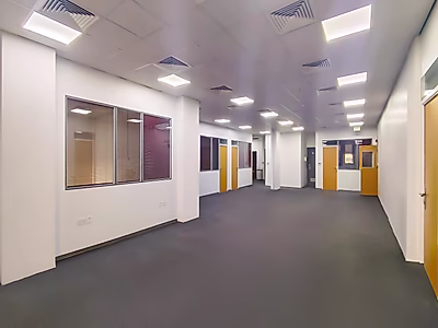 مساحة مكتبية للإيجار في طريق سلوى 2 وحدات مرنة 2 موقع مميز