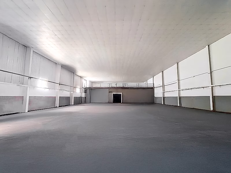 FOR SALE: PRIME FOOD STORAGE WAREHOUSE | NEW INDUSTRIAL AREA - Photo 2