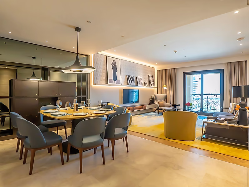 Superior Suite: Fully Furnished 3BR+Maid | Sea Views - Photo 1
