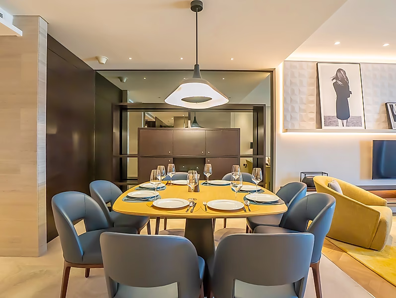 Superior Suite: Fully Furnished 3BR+Maid | Sea Views - Photo 3