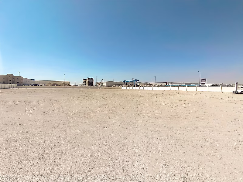 للبيع – أرض صناعية متعددة الاستخدامات | بركة العوامر – المنطقة اللوجستية (A) - Photo 1