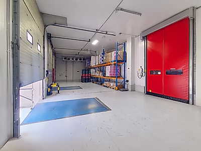 مستودع تجهيز أغذية فاخر للإيجار || مجهز بالكامل || خدمات تقديم الطعام || مطبخ سحابي