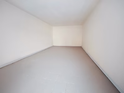 معسكر عمال للبيع – موقع مميز في المنطقة الصناعية القديمة، الدوحة | فرصة استثمارية ممتازة