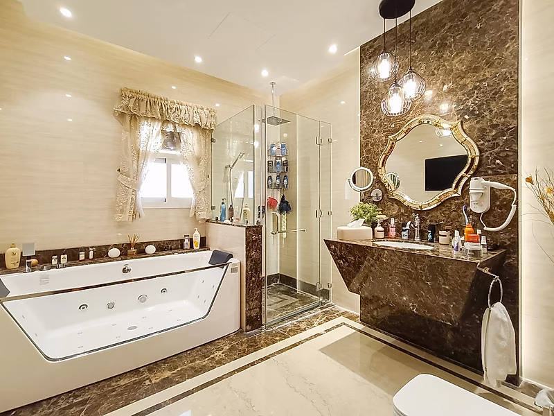 Ultra-Luxury 5-BedroomUltra-Luxury 5BR Villa in Doha — unmatched price for this level of luxury Villa in the Heart of Doha - Photo 8