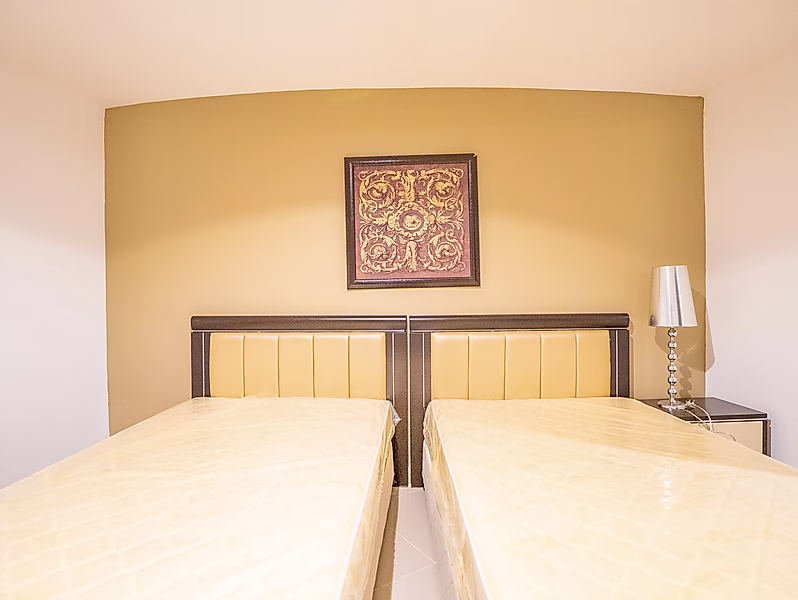 Fully Furnished 3BR Duplex in West Bay | Utilities Included - Photo 10