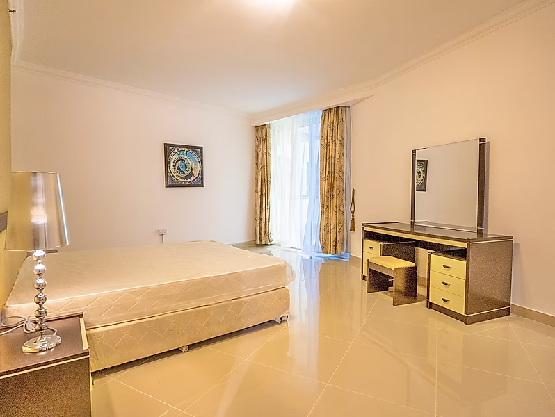 Fully Furnished 3BR Duplex in West Bay | Utilities Included - Photo 22