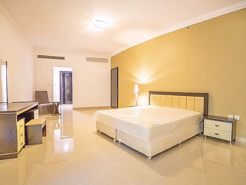 Fully Furnished 3BR Duplex in West Bay | Utilities Included - Photo 25