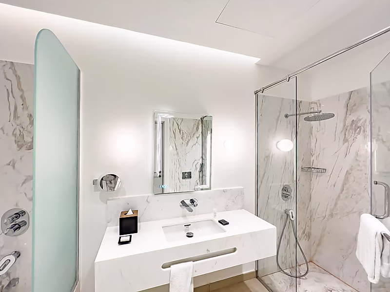 SERVICED 4+ MAID | FURNISHED | ALL INCL. - Photo 16