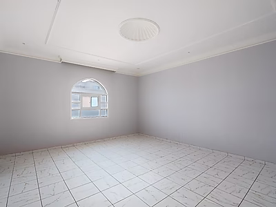 فيلا فاخرة للإيجار في منطقة عنيزة – موقع رئيسي بجوار السفارات