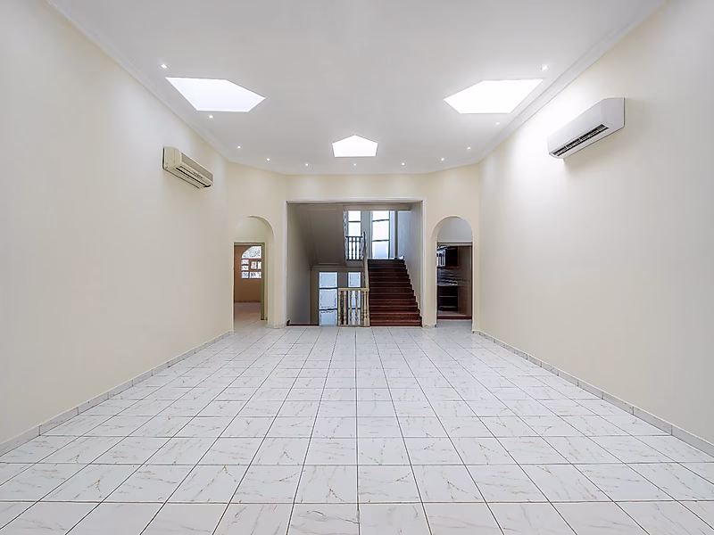 Elegant Standalone Villa for Rent – Prime Location in Onaiza - Photo 9