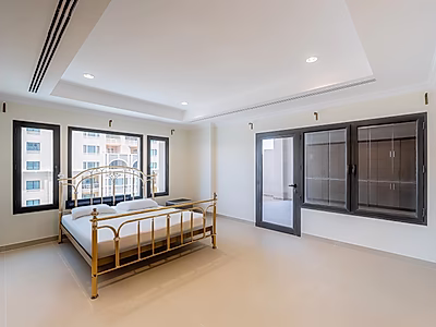 Stylish Fully Renovated 2-Bedroom Apartment | Full Marina View | Title Deed Ready