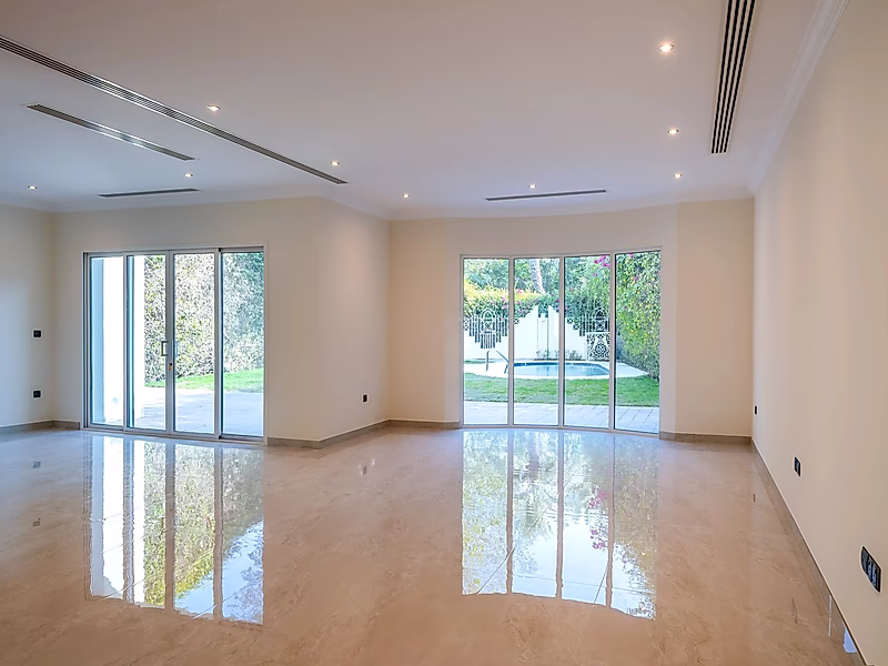 PRIVATE POOL | 4BR+MAID VILLA | WEST BAY LAGOON - Photo 3