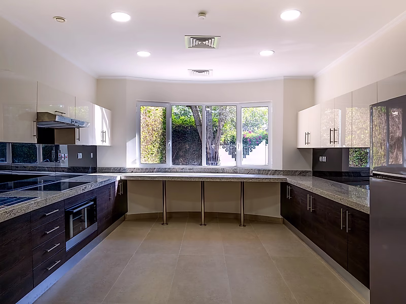 PRIVATE POOL | 4BR+MAID VILLA | WEST BAY LAGOON - Photo 4