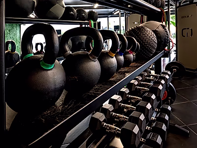 مسبح خاص | فيلا ٤ غرف نوم + غرفة خادمة | ويست باي لاجون