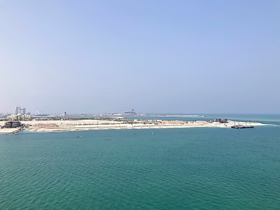 شقة فاخرة مطلة على البحر | غرفتان نوم مفروشة في مدينة الترفيه