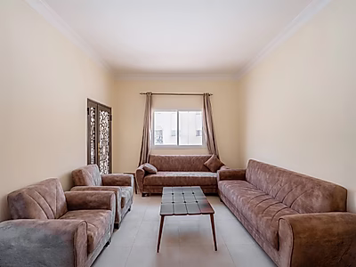 فرصة استثمارية حصرية – فلل كمباوند مستقلة جديدة 100٪ تملك حر في السخامة