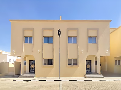 فلل مجمع سكني جديد 2، فرصة استثمارية حصرية 100%، الصخامة