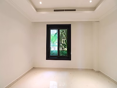 تاونهاوس مع اطلالة كاملة على المارينا