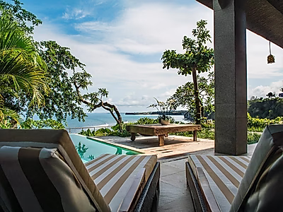 Private Bali Villa | Direct Beachfront & Panoramic Ocean Views