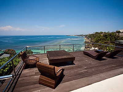 Luxury Beachfront Villa in Bali  Direct Ocean Access | Panoramic Sea Views | Timeless Tropical Elegance